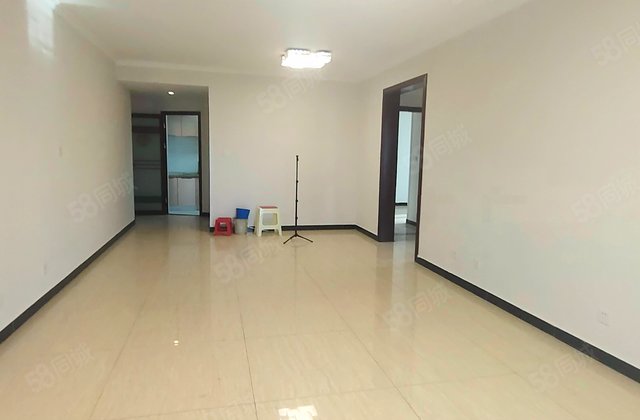 红星美凯城3室2厅126.87㎡130万二手房图片