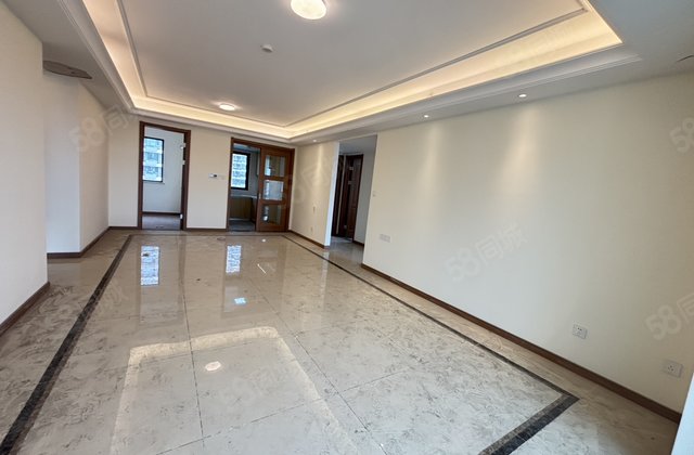 急售抢双阳台，四叶草小高层带储藏室免大税好楼层