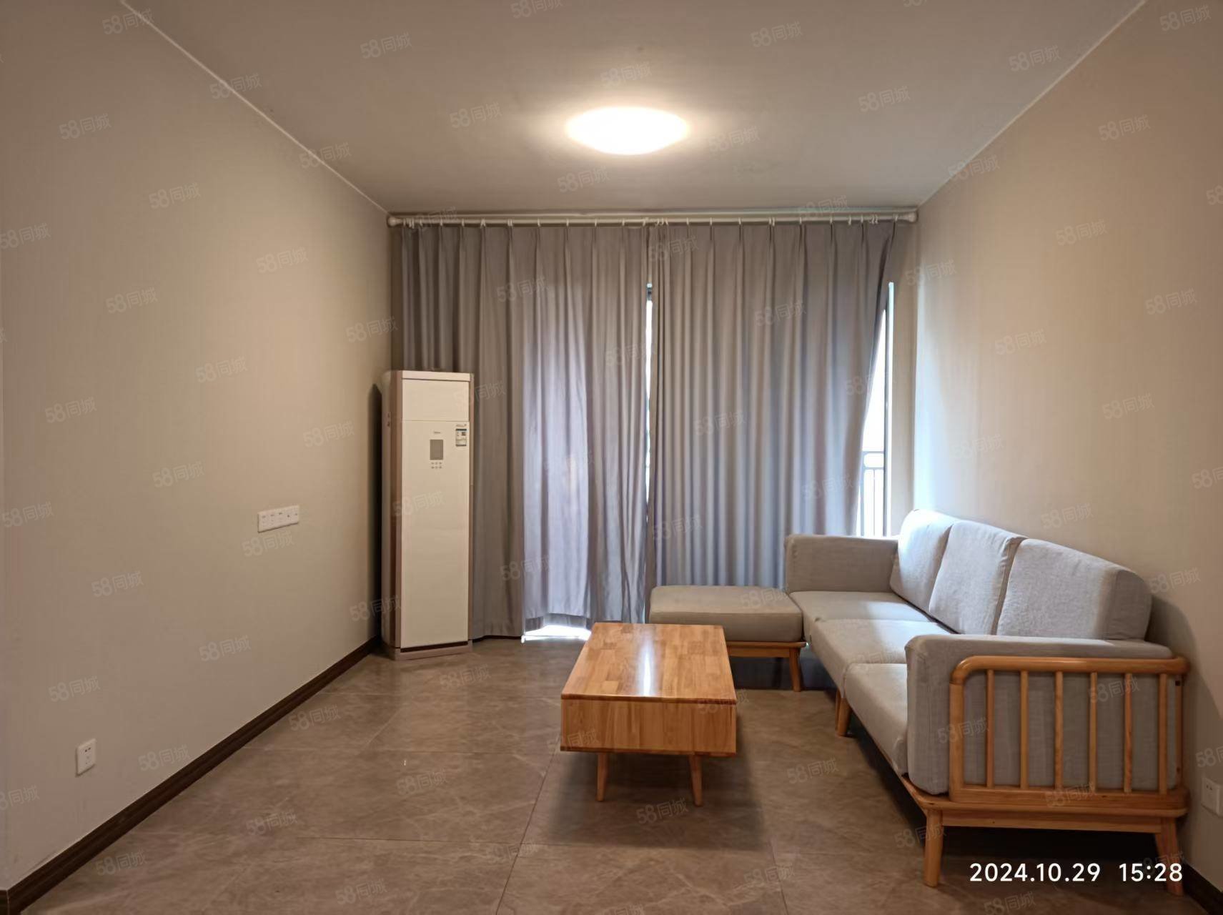 保利时光印象4室2厅2卫119㎡南北75.8万