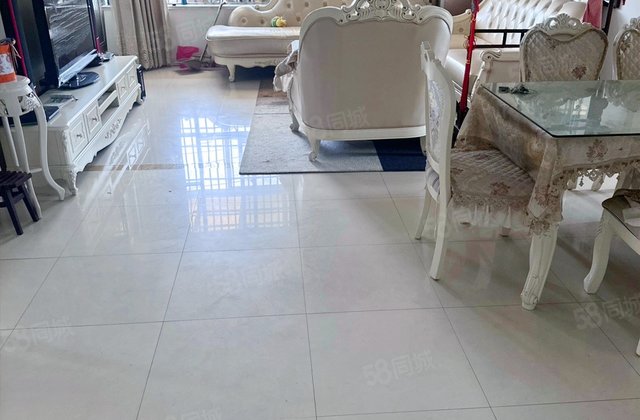 鹅湖花苑3室2厅135㎡148万二手房图片