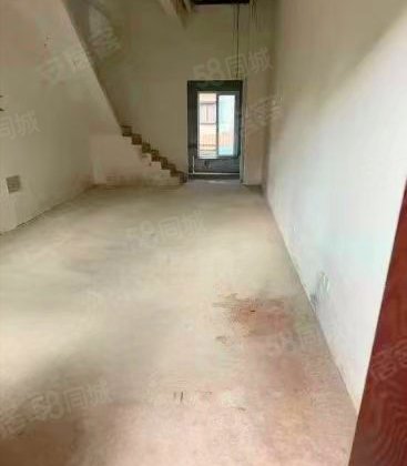 丹景揽胜小镇4室1厅153㎡130万二手房图片