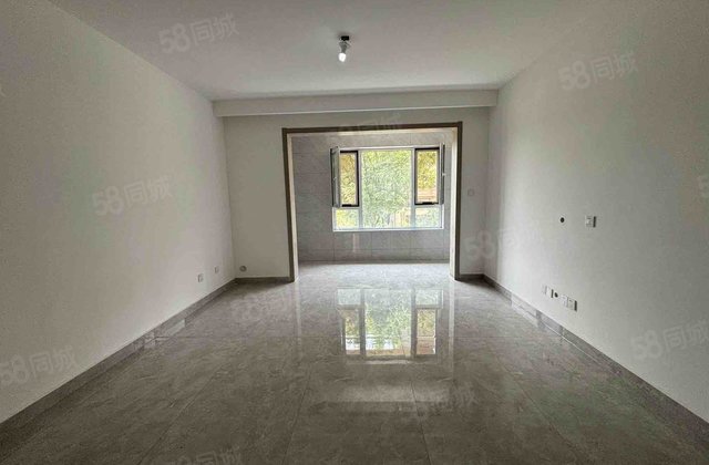 中梁国宾府4室2厅140㎡130万二手房图片