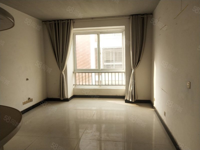 简单装修开阳星居西边户 3室1厅 98平位置好39万 诚心