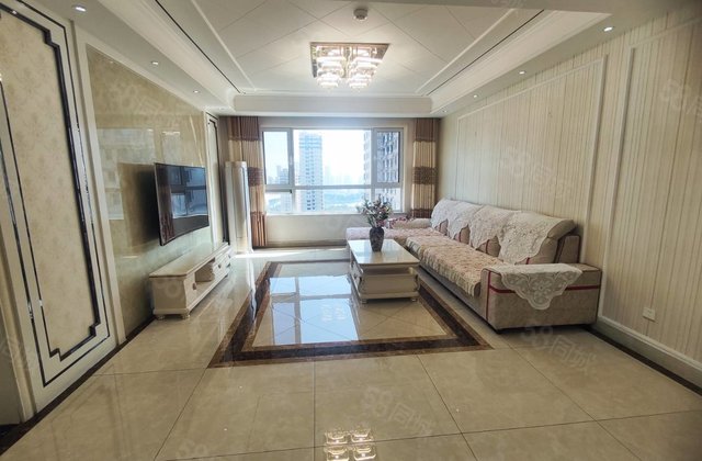 精装可拎包入住 医疗配套成熟 小三居 双卫格局 商业配套成熟