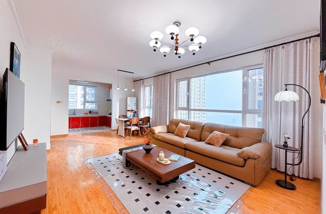 新一中 度假区 民生5号院 精装婚房 带车储 三室两厅一卫