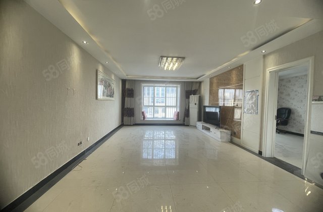兴华大酒店南邻 丽水名都 元宝户型有车位免大税 看房有钥匙