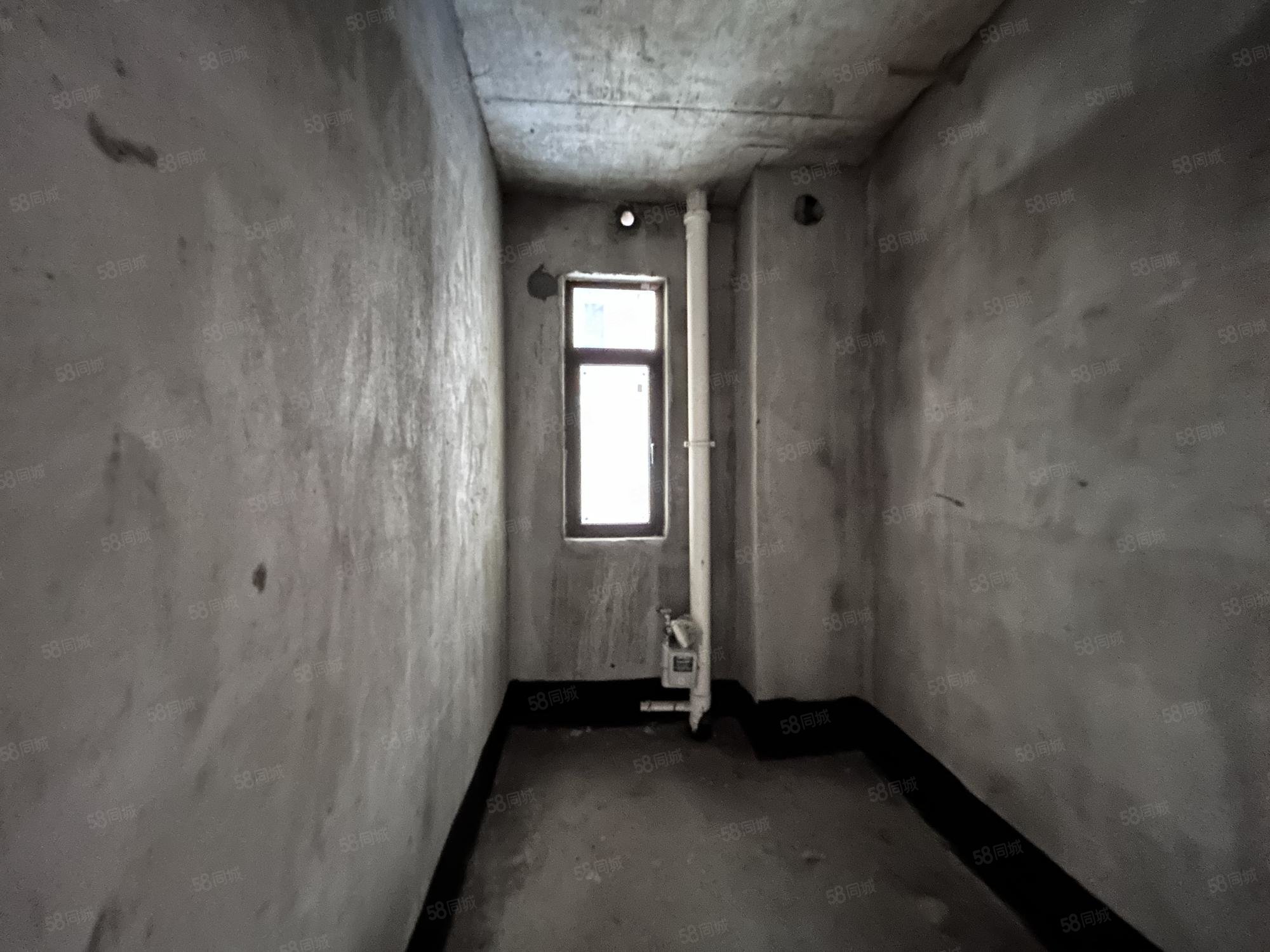 力标澴河壹号院3室2厅1卫95㎡南北42万