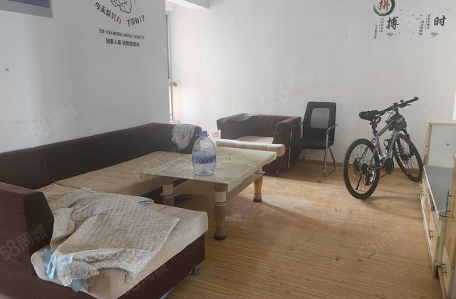 急售  香江附近天汇香江明珠  三室 带储藏室  中通领郡城