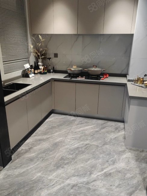 【10图】新6中旁3989一平126平四房好楼层加一万送车位,云岭山庄-郴州