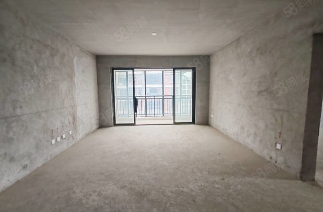 德天国际广场二期3室2厅136㎡62万二手房图片