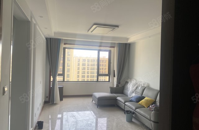 百合新城锦兰园 送车位送家具送地下室价格可议房东直卖