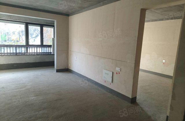 云尚台3室2厅119㎡79.8万二手房图片