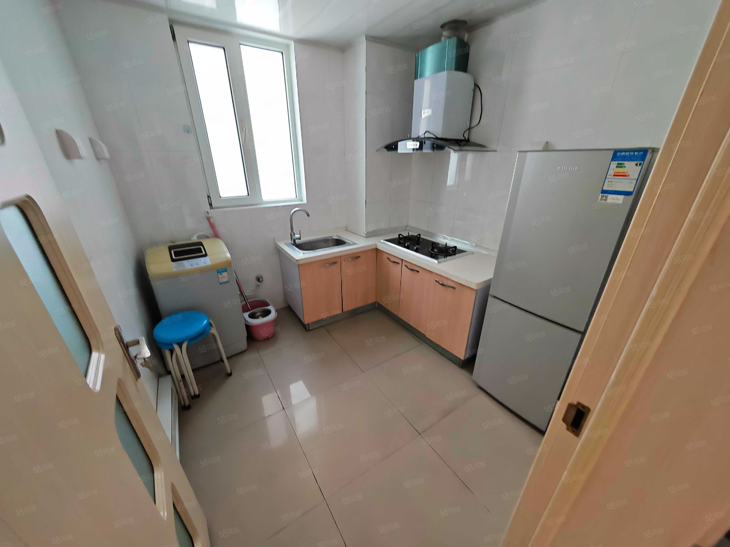 祥隆花園2室1廳1衛(wèi)84㎡南19.98萬