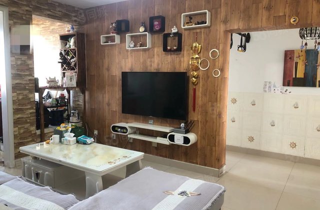 业主直卖 高层电梯房 装修好 视野无遮挡 近医院 无中