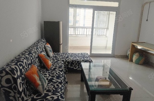 急售万达旁 缤纷日月城 两居室         位 随时看房