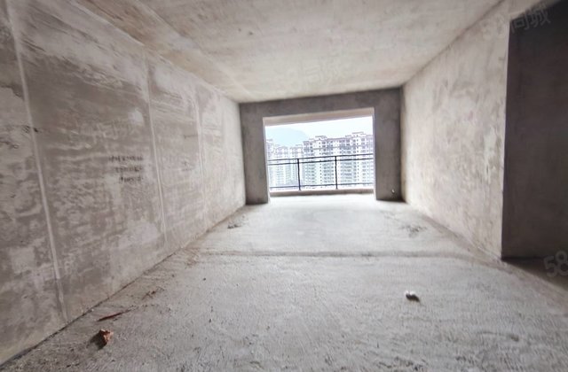 梵山睿峰3室2厅109㎡28.8万二手房图片