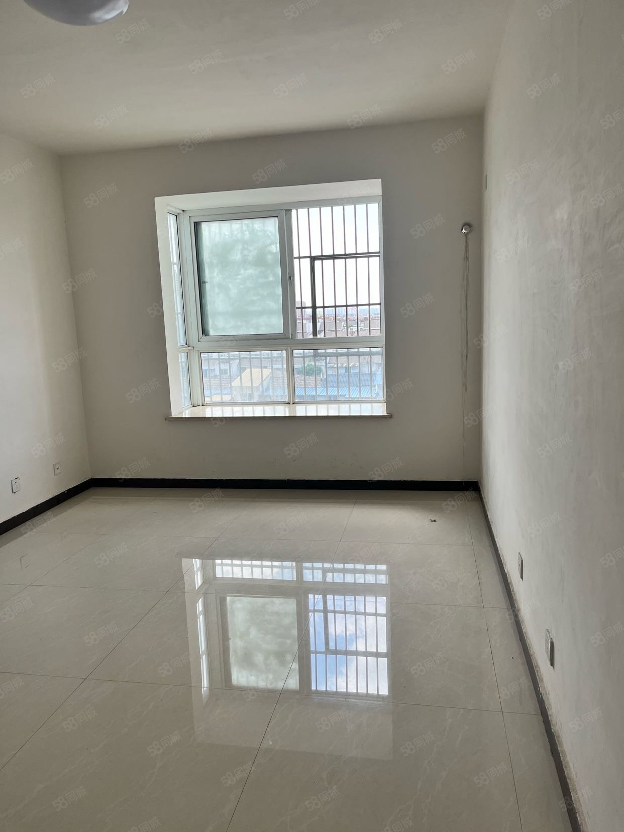 河北华日幸福里小区3室2厅1卫110㎡南41万