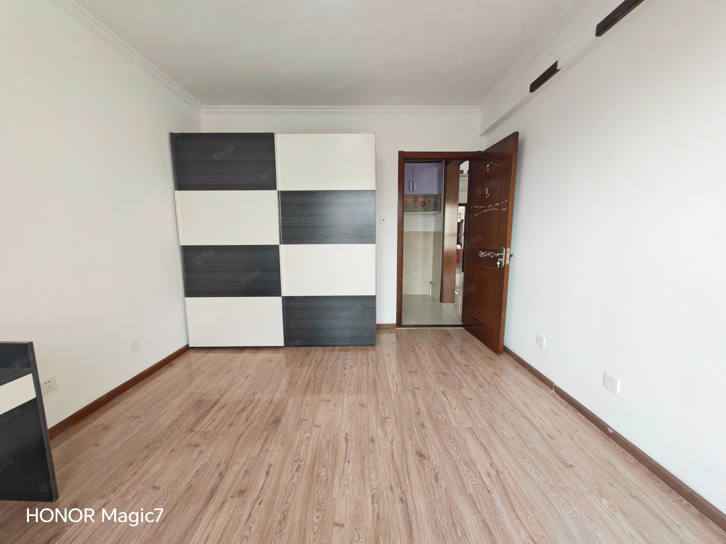 欣藝景園2室1廳1衛(wèi)88.81㎡南北390萬