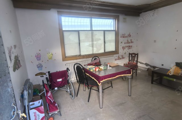 古城东路北苑小区3室2厅151㎡98万二手房图片