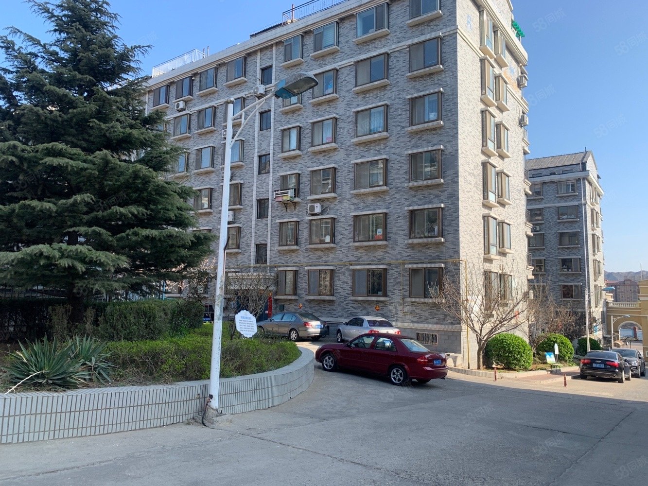 便宜急售白菜价真划算金城花园一期三室二楼精装