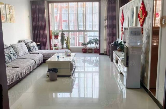 运动佳园3室2厅122.76㎡46.5万二手房图片