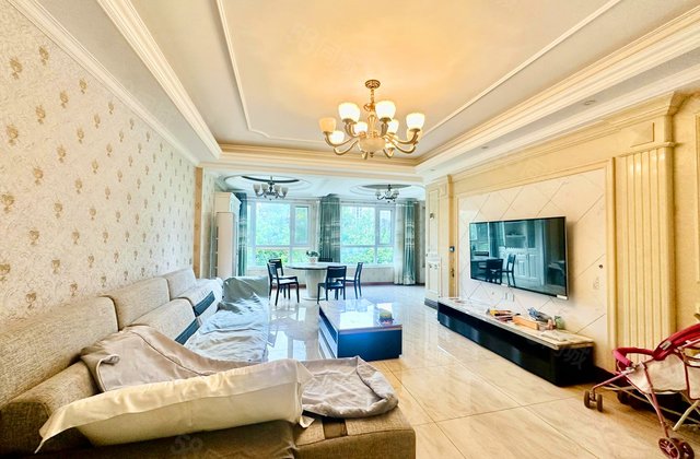 上善天成三期3室2厅130.49㎡139万二手房图片