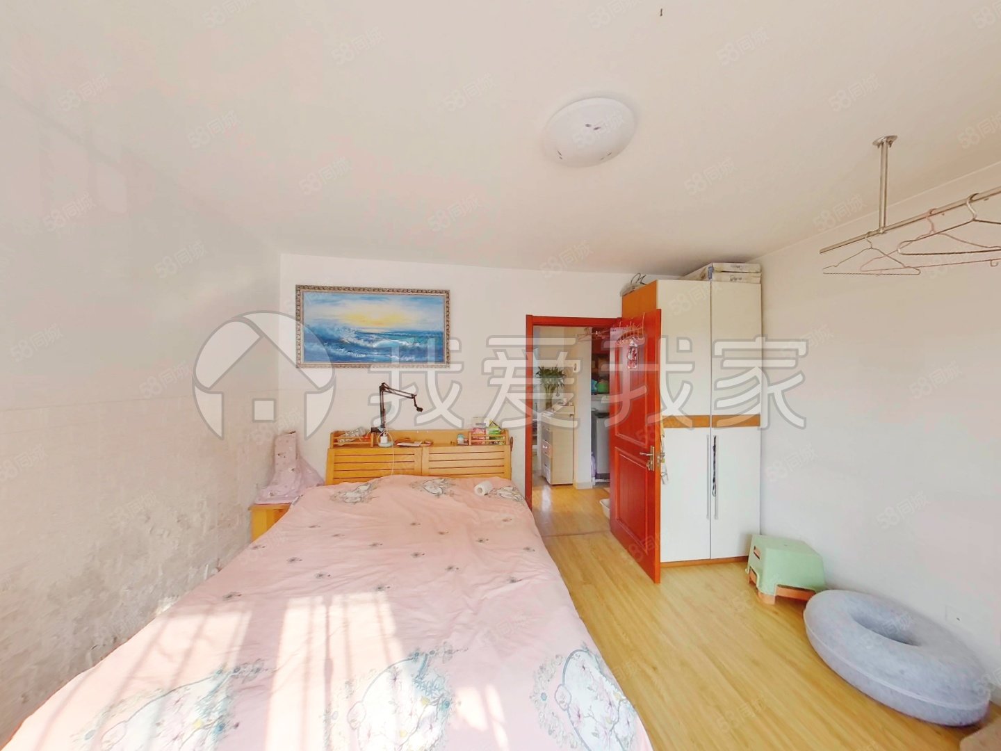 欣藝景園1室1廳1衛(wèi)70.54㎡南北230萬