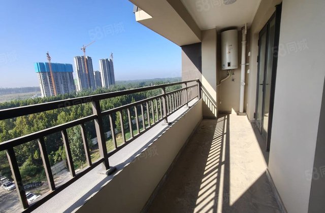 湖语上院 商品房 南北通透 有电梯 精装好房 刚需小三居