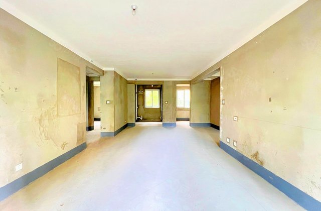 中海凤凰璟园(二期)4室2厅128.6㎡250万二手房图片