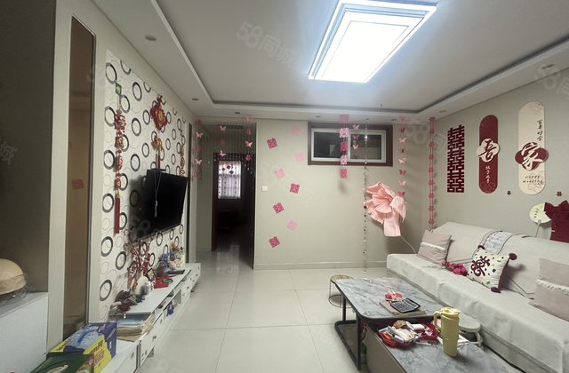 业主急售 水岸新城四期 步梯2楼 精装三室