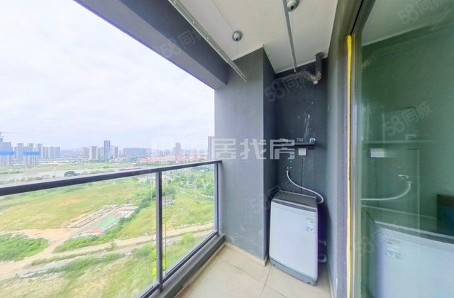 新鸿基泷景(七期)3室2厅91㎡134.9万二手房图片
