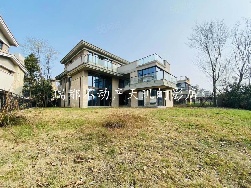 黄龙溪谷(别墅)4室2厅5卫292㎡南北1350万