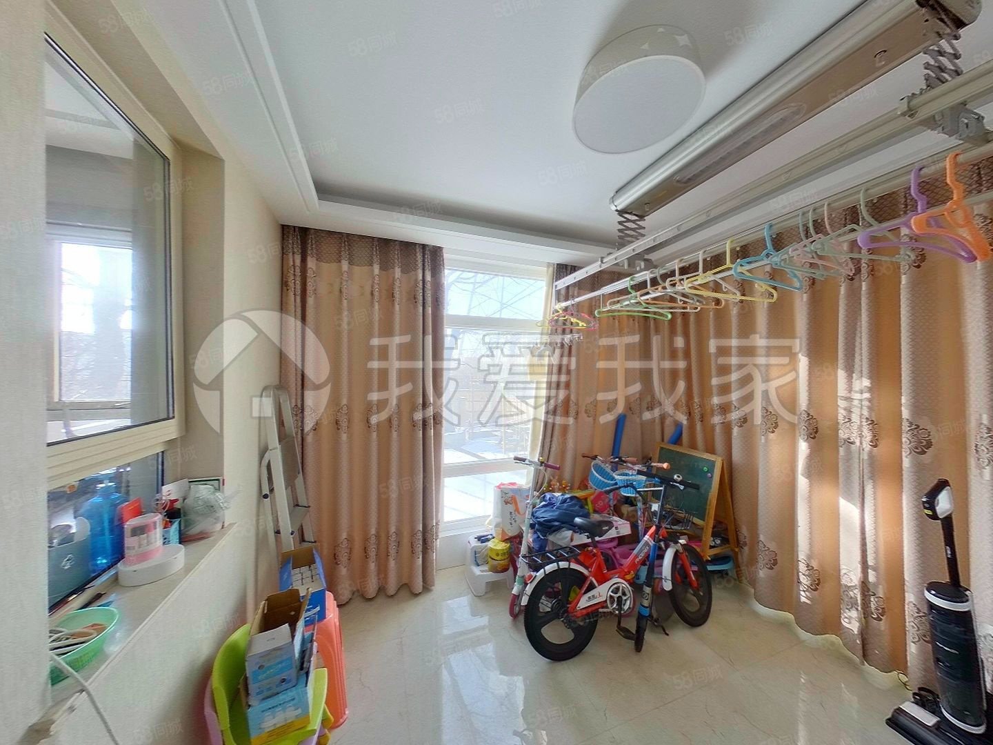 吉晟別墅6室3廳3衛(wèi)241.42㎡西南1360萬