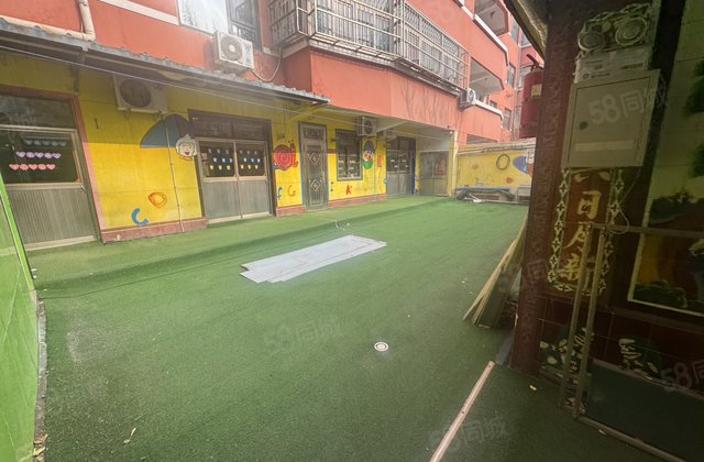 兴华路 网红桥 昌润连城西 一楼带院子