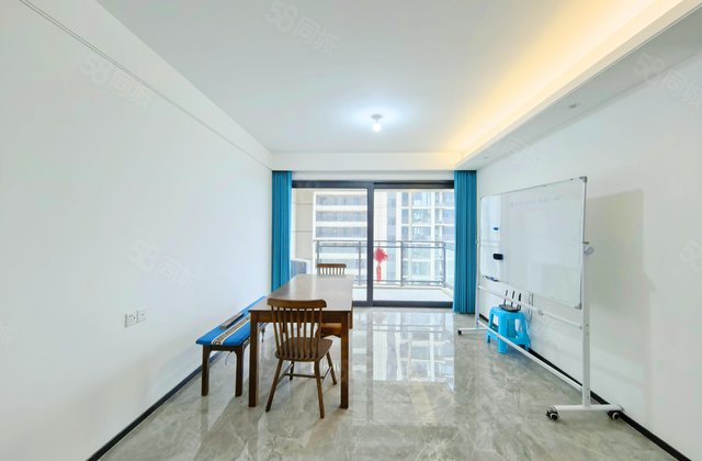 保利天汇3室2厅111.37㎡132万二手房图片