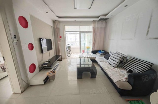 阳光  ，    ，电梯好楼层，带车位储藏室