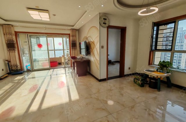 边户！好楼层！阿卡迪亚 精装修三室两厅两卫 送车位送储藏室！