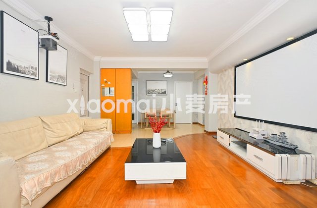 傲梅苑4室2厅104㎡209万二手房图片