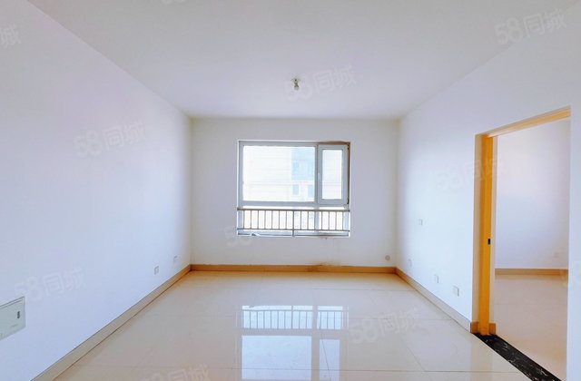 豆营颐景园D区(11-19号楼) 3房 周边配套完善