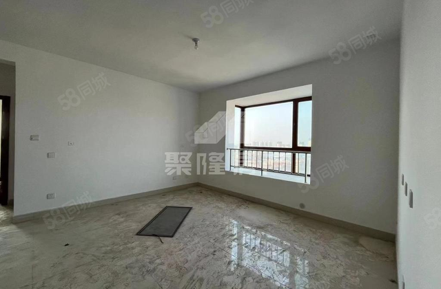 实验    ，带车储，新房未住，房东诚意售，价格可谈