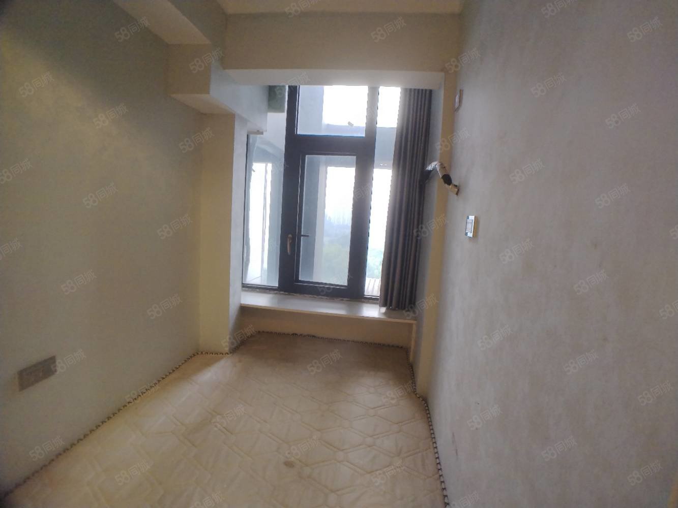 锦绣潜城2室1厅1卫62㎡南北32.5万