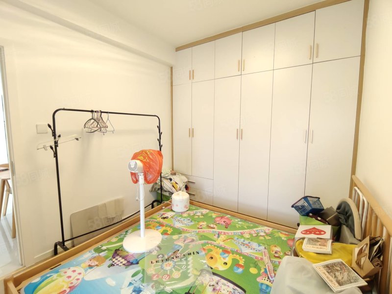 金诺公馆3室2厅1卫106㎡南北69.8万