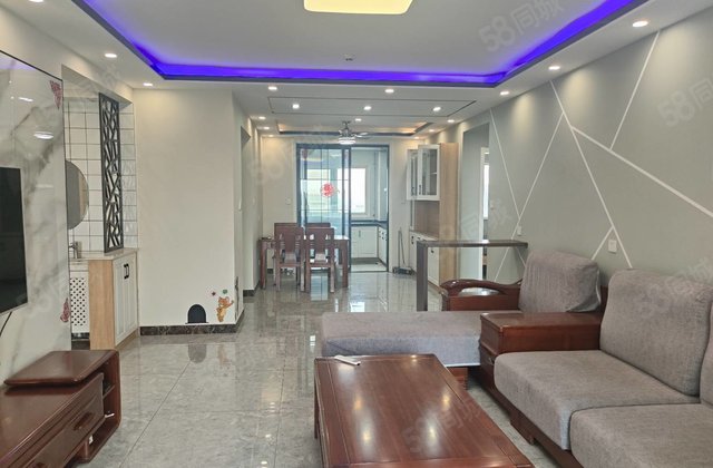 花园  五中 大三室两卫 免大税 送储藏室