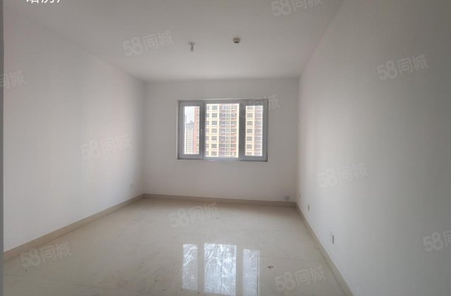 先锋翡翠湾！新房未住捡  房源！仅售32万，抢喽！  一套！