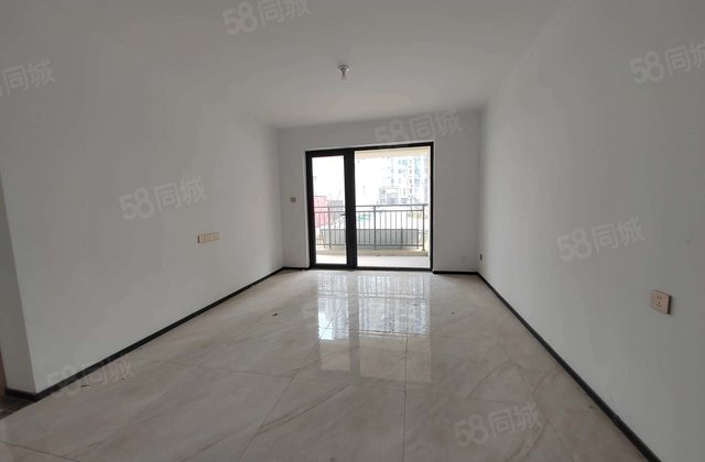 碧桂园云麓九里 南北通透 次新房 走一手手续