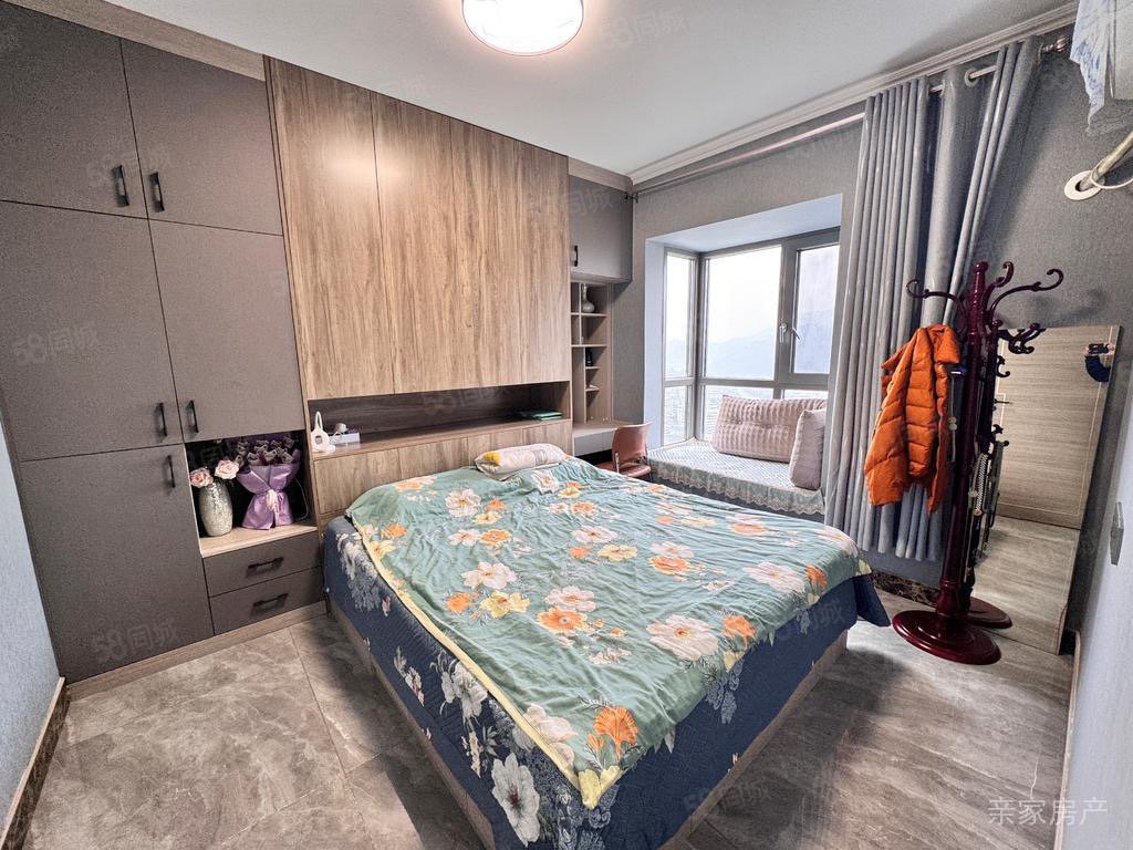 腾龙国际2室1厅1卫55㎡南35万