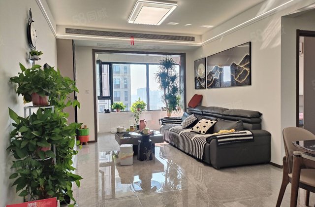 桃李天阅一期现房 精装带家具家电  带车位 储藏室方便看房