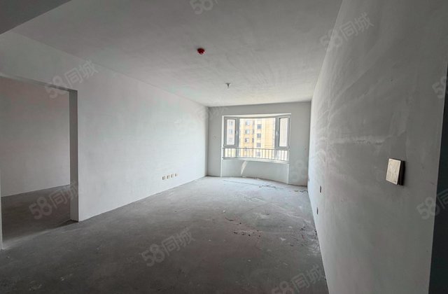 中阳国际社区3室2厅145㎡89万二手房图片