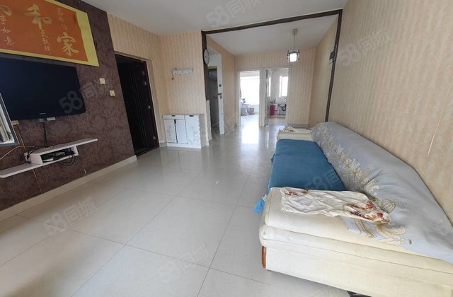 阿卡五期 单价4千多 总价低 过渡刚需很合适 免大税 东户