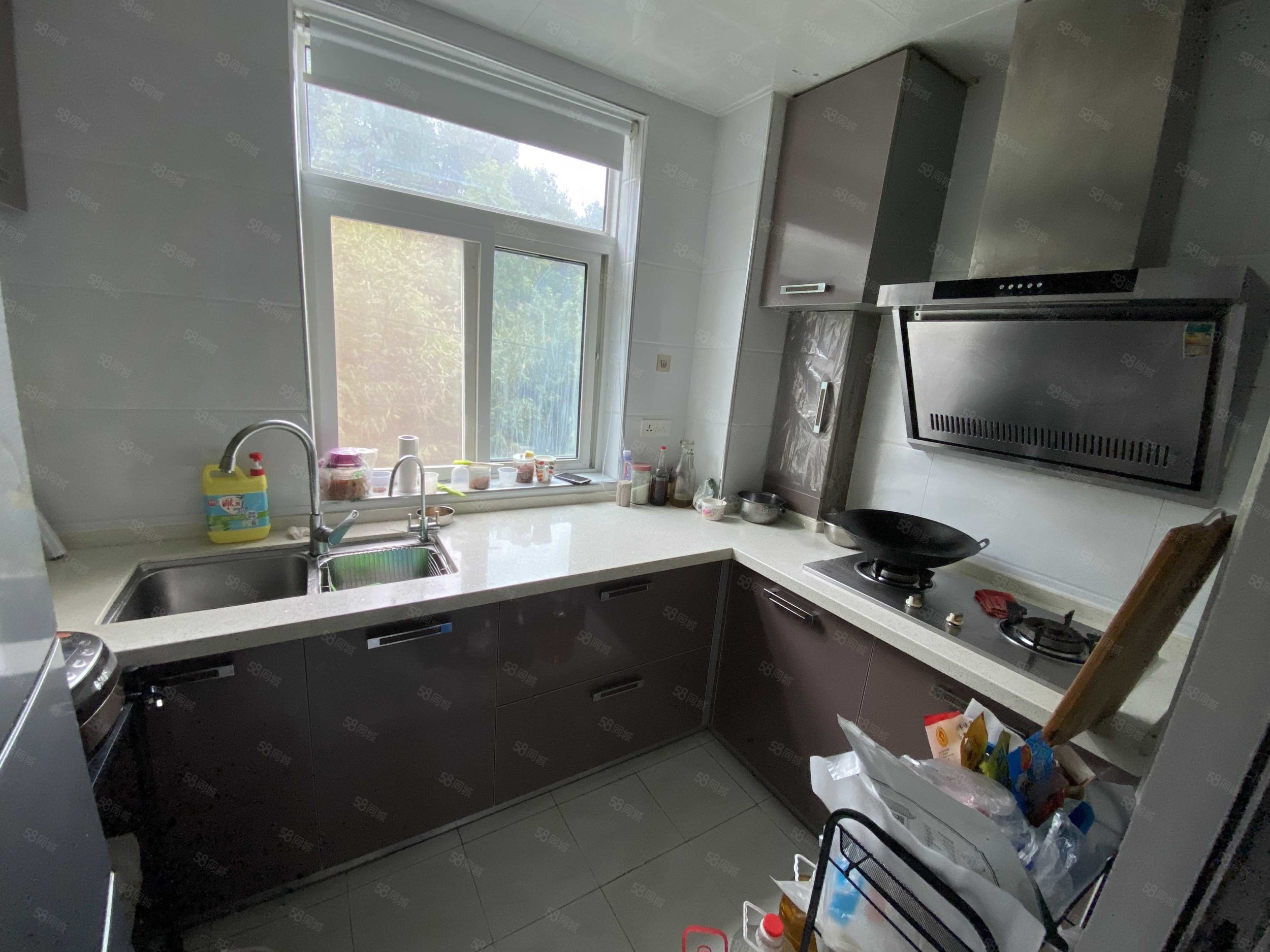 铸邦红果林二期3室2厅2卫118㎡南北58.8万